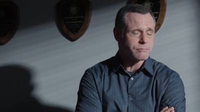 - We're done.
- Cool. - Chicago Fire