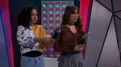 - We're fighting over a knockoff.
- What? - The Villains of Valley View