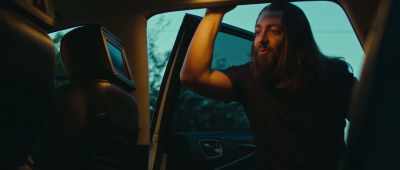 - We're freakin' millionaires!
- Yeah! - Instant Karma