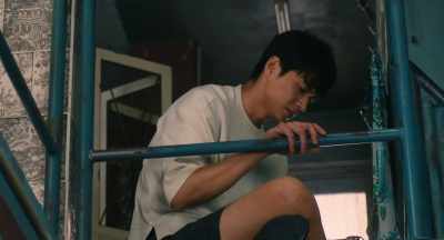 We're free to
betray each other, right? - The Confidence Man JP - The Movie -