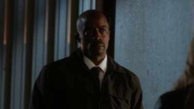 We're friends of Elliot's. - Chronicle Mysteries: The Deep End