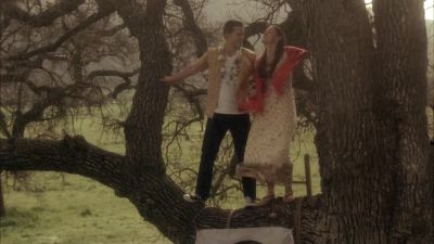 We're getting drenched. - Cold Case