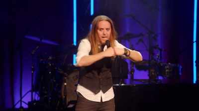 We're getting more
and more binary, - Tim Minchin: Back