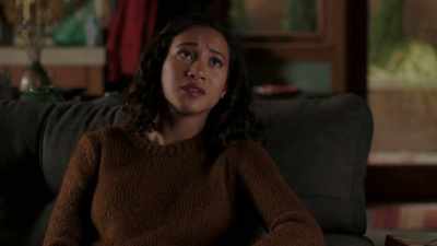 'We're getting picked up
at 5:00.' - Pretty Little Liars: The Perfectionists