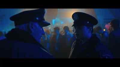 We're giving the prosecution ammo. - Under the Bridge