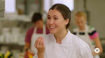 We're going for braised chicken,
not bruised chicken. - Love in Translation