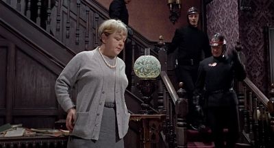 We're going to burn the house - Fahrenheit 451