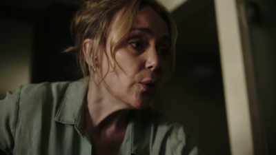 We're going to go. We have to be
really quick and really quiet. - Crossfire