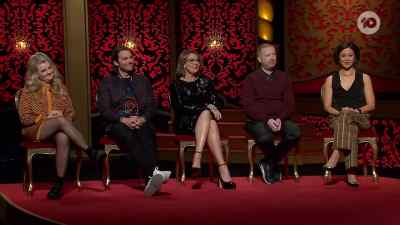We're going to sit in this room
in silence for 3 minutes, - Taskmaster