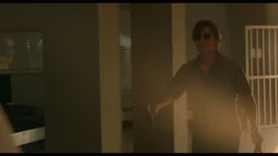 We're going to meet Señor Vaughan. - American Made