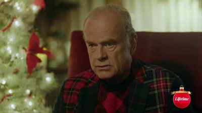 We're going
to the Bahamas tomorrow. - The 12 Days of Christmas Eve