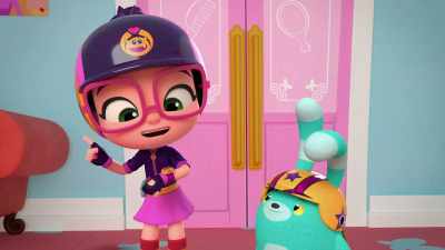 We're going up, Bozzly.
Bomber-Blimp Jacket, activate! - Abby Hatcher