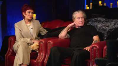 We're gonna examine
a conspiracy theory - The Osbournes Want to Believe