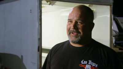 We're gonna give
'er hell. [laughing] - Street Outlaws No Prep Kings Team Attack