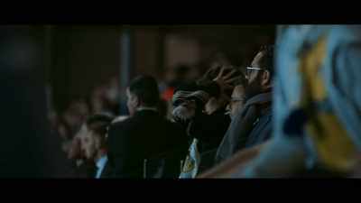 We're gonna give the boys a hand - Take Us Home: Leeds United