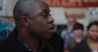 We're gonna send back help. - The Mist