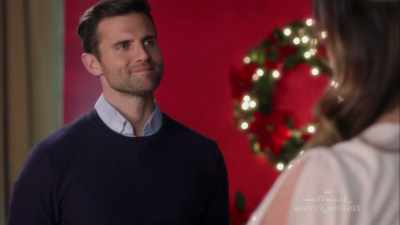 We're gonna start
a little joint venture, I think. - A Merry Christmas Match