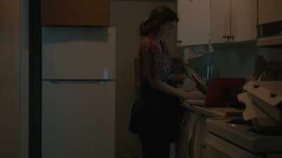 We're gonna start
with a bed of spinach, - Obsessed to Death