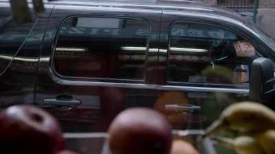 - We're here.
- You see anything weird? - The Blacklist