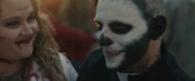 - We're into candy.
- Okay, you into hot dogs? - Skin