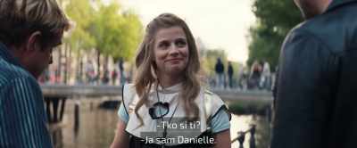 - We're just acquaintances.
- Oh, just acquaintances, sure. - Ferry