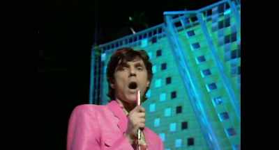 ♪ We're just gleams
in lovers' eyes ♪ - The Sparks Brothers