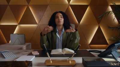 - We're just gonna have to wait a few minutes - The Z-Suite