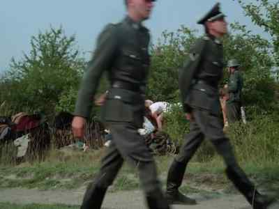- We're leaving now, Berta.
- No. - Holocaust