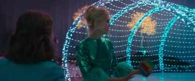 -We're letting them in in one minute.
-So let's do this right. - The Prom
