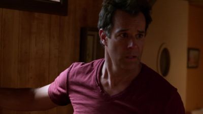 We're locked in here. - Criminal Minds