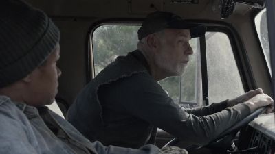 We're lookin' for oil,
not rocks. - Fear the Walking Dead