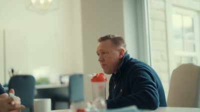 We're looking to hopefully
lock down promotion. - Mission to Burnley