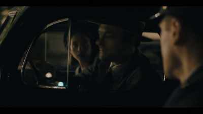 We're looking for our hotel.
What's it called again, Bess? - The Plot Against America