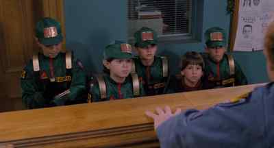 We're looking for Santa Claus. - The Santa Clause