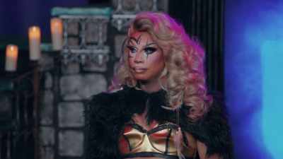 We're not expecting you to
take to an acting challenge - The Boulet Brothers' Dragula: Titans