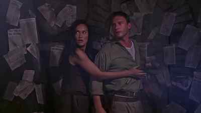 We're not gonna
find anything with
our heads missing, either. - Relic Hunter