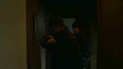 We're not here to kill you! - Absentia