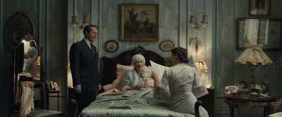 ..were as nothing compared
to the applause and community spirit - Florence Foster Jenkins