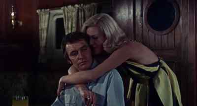 We're on a romantic cruise. - The Lost Continent