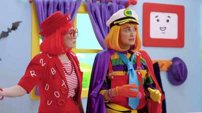 We're only supposed
to do the intro, - The Paloni Show! Halloween Special!