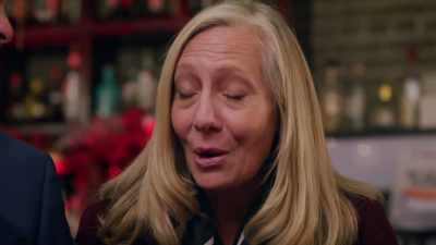 We're really looking forward
to the show tomorrow night. - I'm Glad It's Christmas