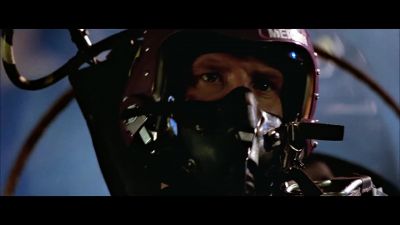 We're running low on gas. - Top Gun