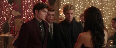 We're sorry Hmm - Vampire Academy