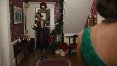 We're throwing a 1920s
Christmas dinner party - A Show-Stopping Christmas
