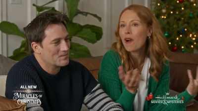 We're throwing
a crazy-Christmas-sweater- - Deliver by Christmas