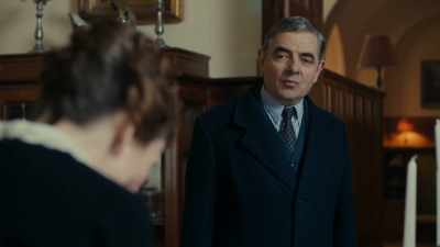 We're trying to trace Oscar and are
having trouble tracking him down. - Maigret in Montmartre
