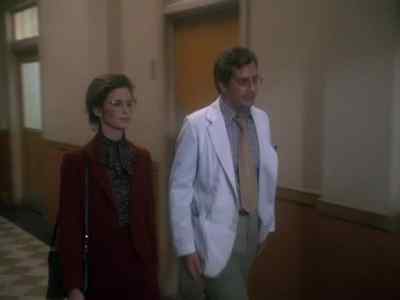 - Wesley, put your studies away and open up.
- What gives? - Remington Steele