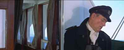 - Wesser, more coffee.
- Yes, sir. - The Sea Chase