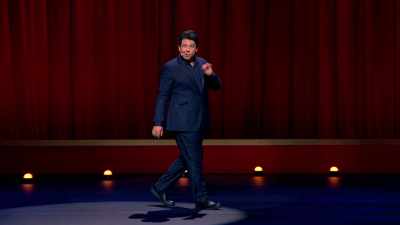 We've all got into a bath - Michael McIntyre: Showman