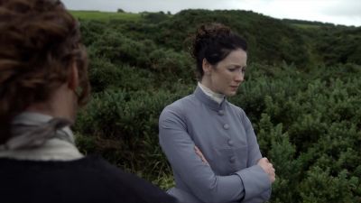 We've barely been alone
since we left Edinburgh. - Outlander